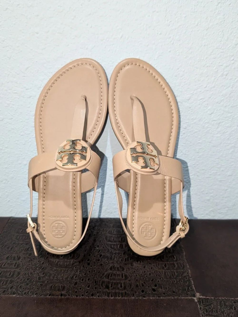 Tory Burch Claire Flat Thong Sandals Size 9.5